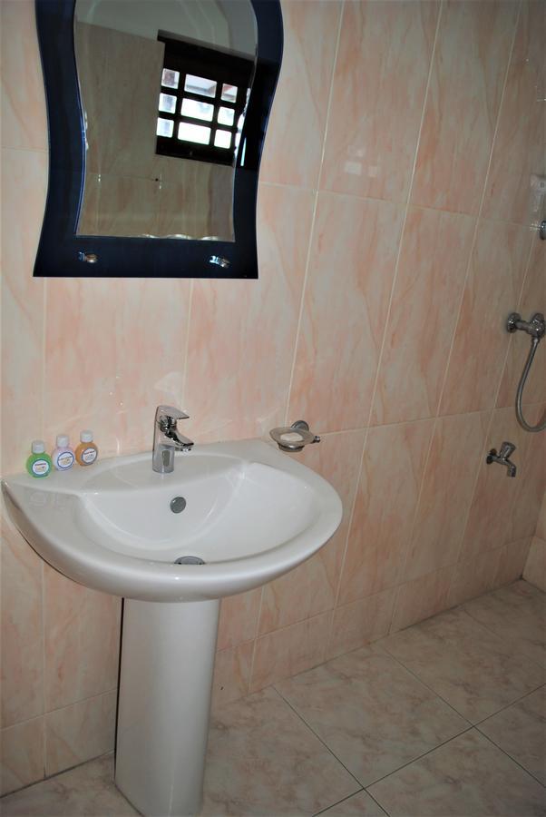Prego Suites Ettukala Rum bild