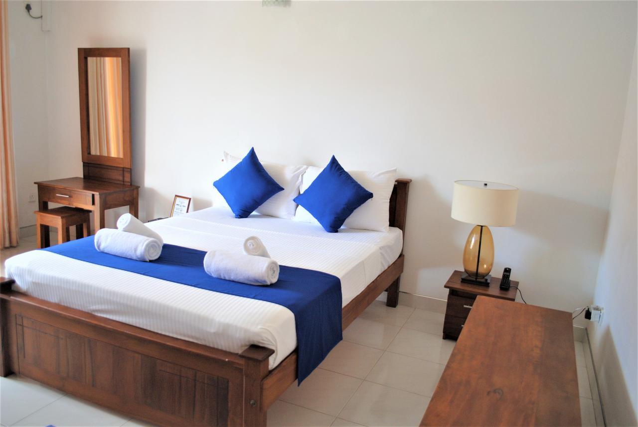 Prego Suites Ettukala Exteriör bild