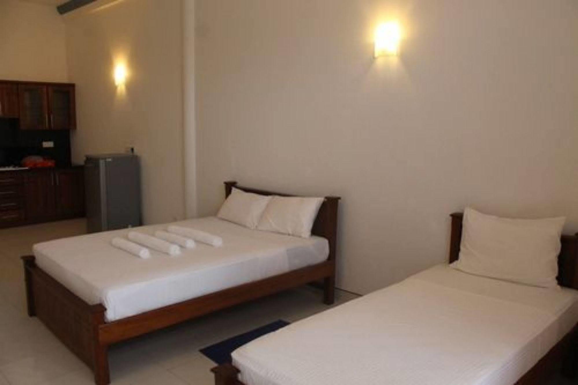 Prego Suites Ettukala Exteriör bild