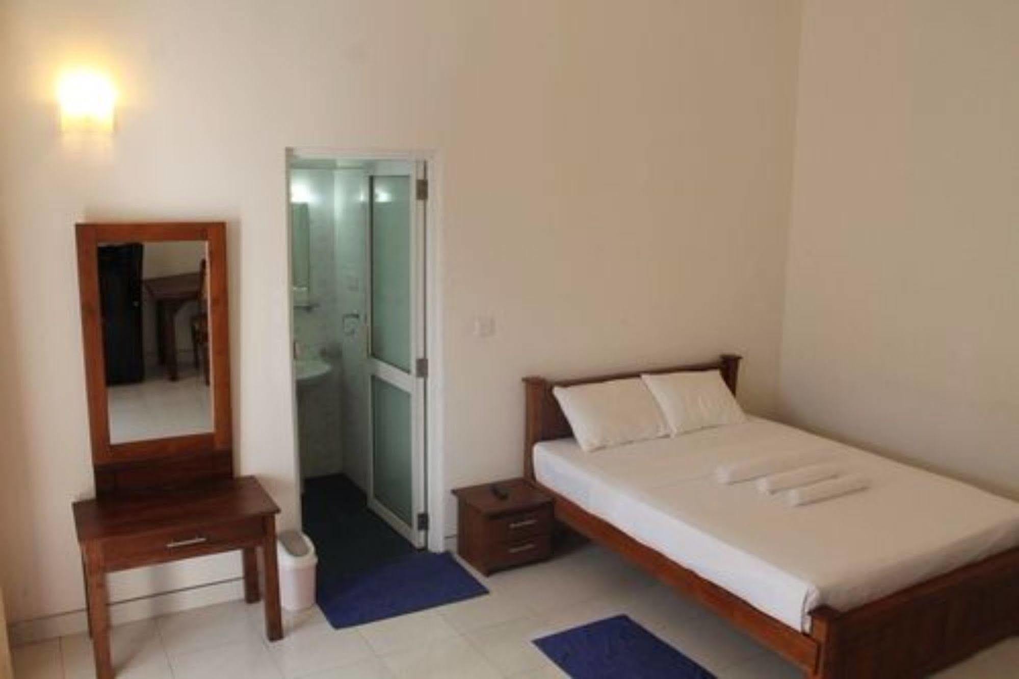 Prego Suites Ettukala Exteriör bild